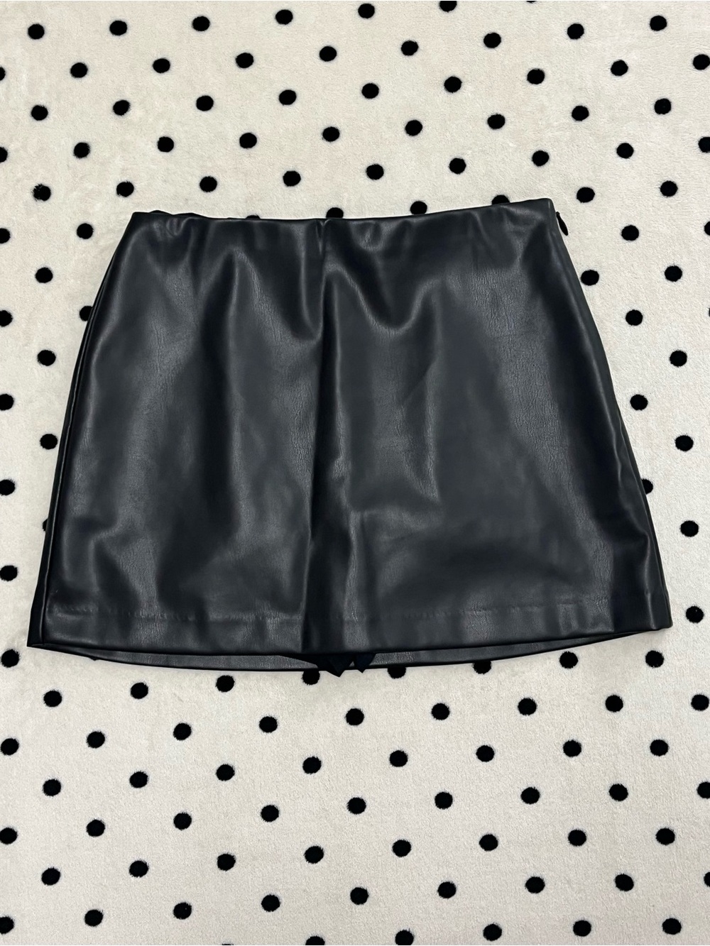 Abercrombie & Fitch Vegan Leather Scarlett Skort Size M